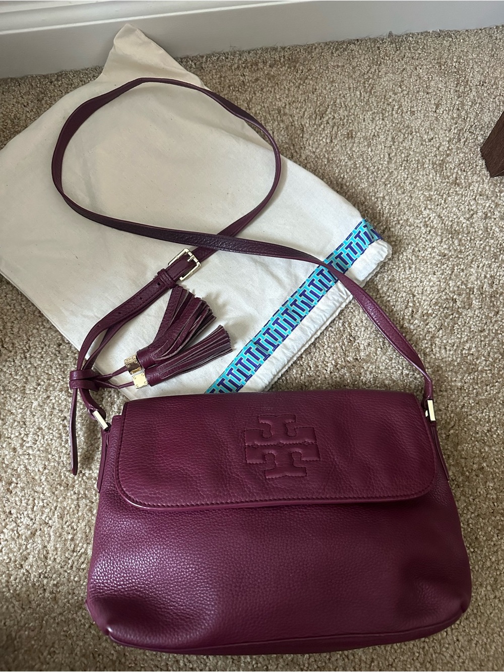 Tory Burch Pebbled Leather Shoulder Bag with Tassel - Picture 4 of 7